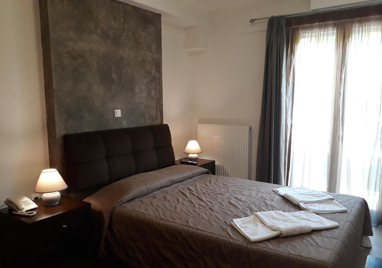 Ahilion Hotel Kalavryta Bagian luar foto