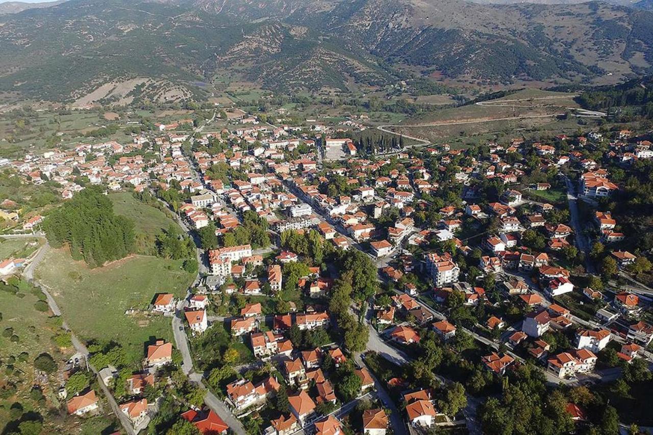 Ahilion Hotel Kalavryta Bagian luar foto