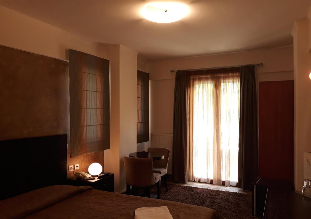 Ahilion Hotel Kalavryta Bagian luar foto
