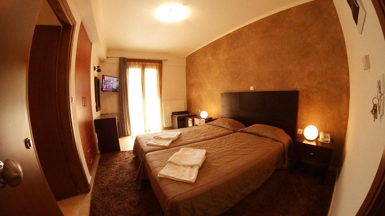 Ahilion Hotel Kalavryta Bagian luar foto
