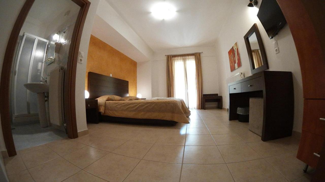 Ahilion Hotel Kalavryta Bagian luar foto
