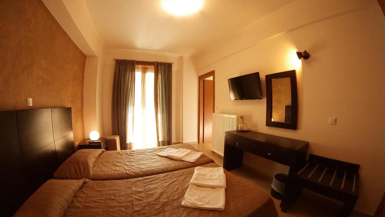 Ahilion Hotel Kalavryta Bagian luar foto