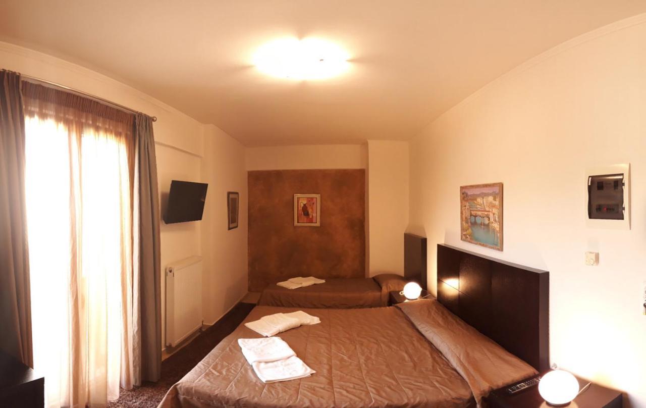 Ahilion Hotel Kalavryta Bagian luar foto