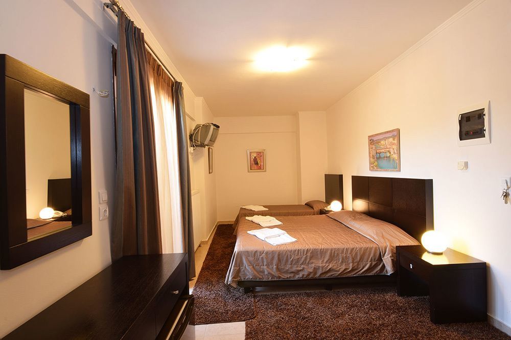 Ahilion Hotel Kalavryta Bagian luar foto